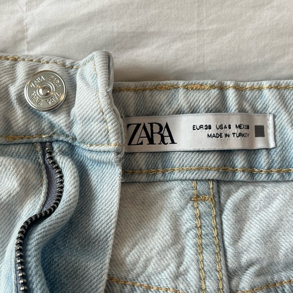 Zara Pants - ZARA HIGH RISE MOM SHORTS
